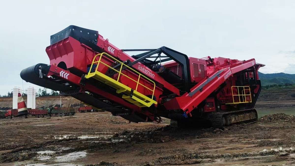 machine (9) — diesel mobile jaw crusher