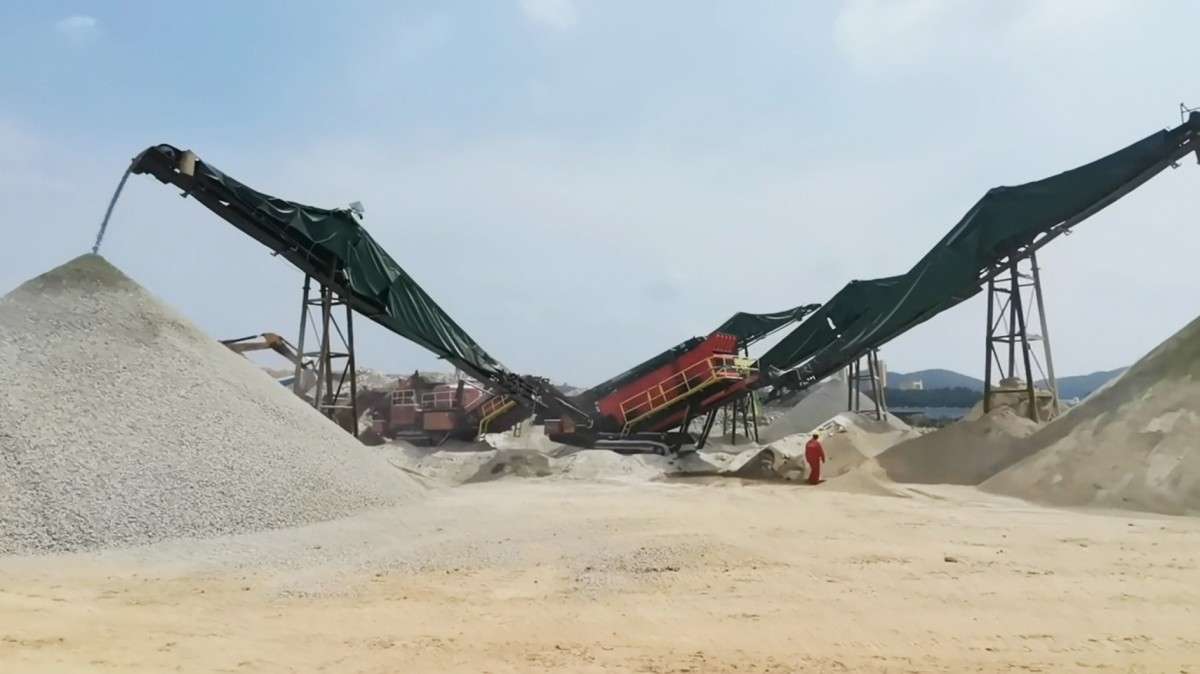process (7) — 250x400 mobile stone crusher